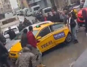 Aynasını kıran motokuryenin üzerine otomobilini sürdü