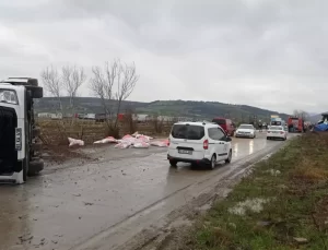 Bafra’da TIR Kazası: 1 Ölü, 2 Yaralı