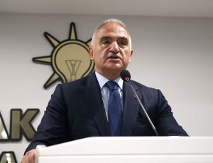 Bakan Ersoy: Depremden zarar gören 11 kentte 377 vakıf kültür varlığının onarım çalışmalarına başladık