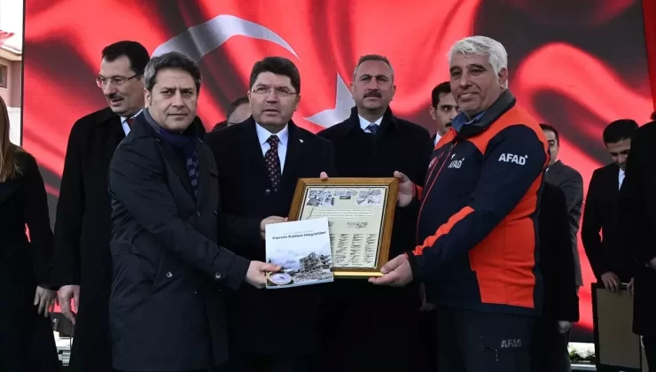 Bakan Tunç’tan Deprem Bölgesi Açıklaması
