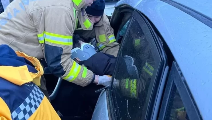 Balıkesir’de Trafik Kazası: Bir Sürücü Hayatını Kaybetti