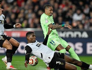 Barcelona’dan Valencia’ya farklı tarife: Yarı finale yükseldiler