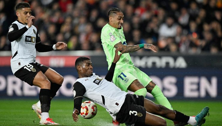 Barcelona’dan Valencia’ya farklı tarife: Yarı finale yükseldiler