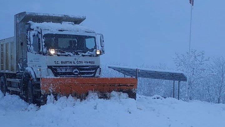 Bartın’da 34 köy yolu ulaşıma kapandı