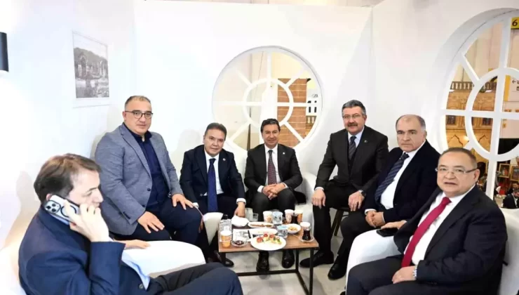 Başkan Böcek, EMITT Fuarında Antalya’nın Turizm Potansiyelini Vurguladı