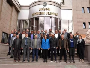 Başkan Ünlüce, Günyüzü Muhtarları ile Bir Araya Geldi