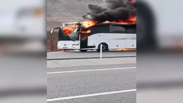 Batman’da Yolcu Otobüsü Yangın Çıkardı