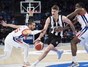 Beşiktaş, Bahçeşehir Koleji’ni yendi