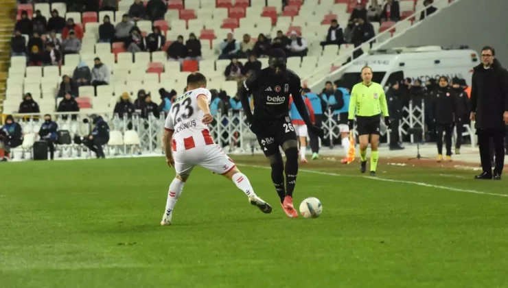 Beşiktaş, Sivasspor’u 2-0 Mağlup Etti
