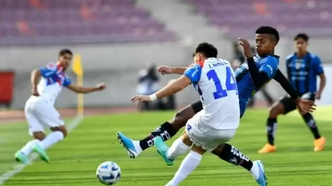 Beşiktaş’ın yeni transferi uçağa bindi: İstanbul yolunda…