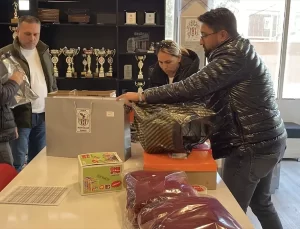 Beşiktaşlılar Derneği’nden Depremzedelere Yardım