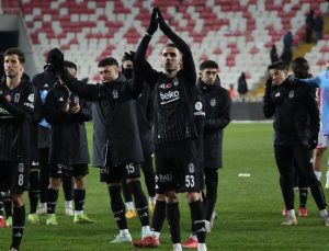 Beşiktaş’tan maç sonu gönderme: Cumartesi’leri severiz