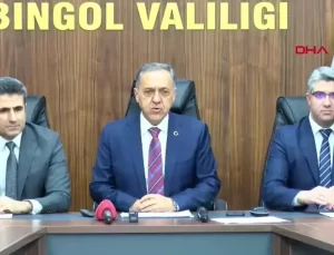 Bingöl’de Hasarlı Binalar İçin Yıkım Çalışmaları Devam Ediyor