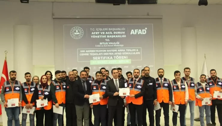 Bitlis’te AFAD Gönüllüleri Sertifika Töreni