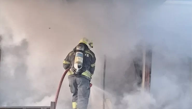 Bodrum’daki Prefabrik Evde Yangın