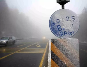 Bolu Dağı’nda Kar ve Sis: Görüş Uzaklığı 35 Metreye Düştü