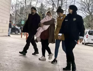 Bursa’da Bebekli Hırsızlar Yakalandı