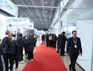 Bursa’da Kozmetik ve Güzellik Fuarı Açıldı