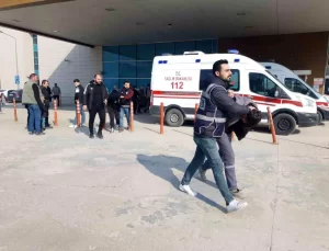 Bursa’da Motosikletli Şahıslar Polisi Yaraladı