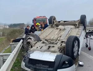 Bursa’da Takla Atan Araçta 3 Yaralı