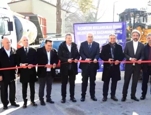 Çameli Belediyesi 3 Yeni Hizmet Aracını Hizmete Sundu