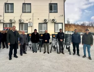 Çelikhan’da 38 Çiftçiye Ekipman Desteği