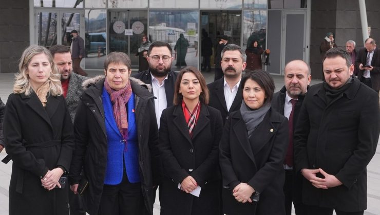 CHP heyeti, düzmece içkiden zehirlenenleri ziyaret etti