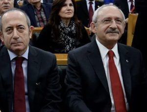 CHP’li Akif Hamzaçebi’den Özel’e zehir zemberek sözler: O koltukta oturmayın