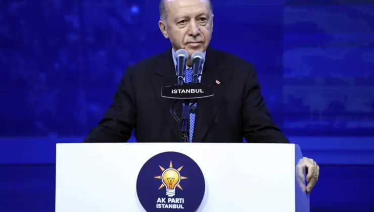 Cumhurbaşkanı Erdoğan, Fransız mevkidaşı Macron ile telefonda görüştü