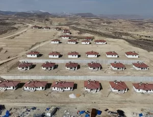 Darende’de Deprem Konutları İnşaatı İlerliyor