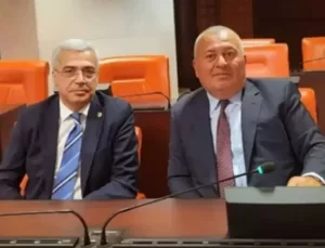 Demokrat Parti’den ayrılan Cemal Enginyurt ve Salih Uzun CHP’ye katılıyor