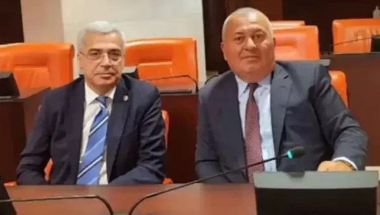 Demokrat Parti’den ayrılan Cemal Enginyurt ve Salih Uzun CHP’ye katılıyor