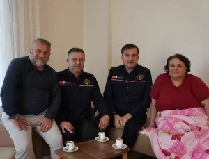 Deprem Kahramanlarıyla Kahve İçti