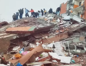 Depremde Çelik Kafes Hayat Kurtardı