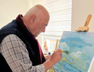 Depremzede ressam felaket gecesini anlattı: Feryat, toz, duman birbirine karıştı