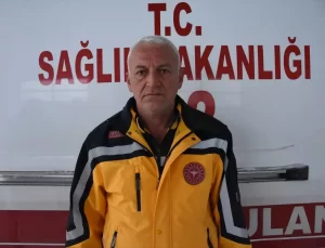 Depremzede Tekniker, Ambulansların Bakımını Üstleniyor