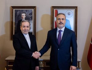 Dışişleri Bakanı Fidan, İranlı mevkidaşı Erakçi ile telefonda görüştü