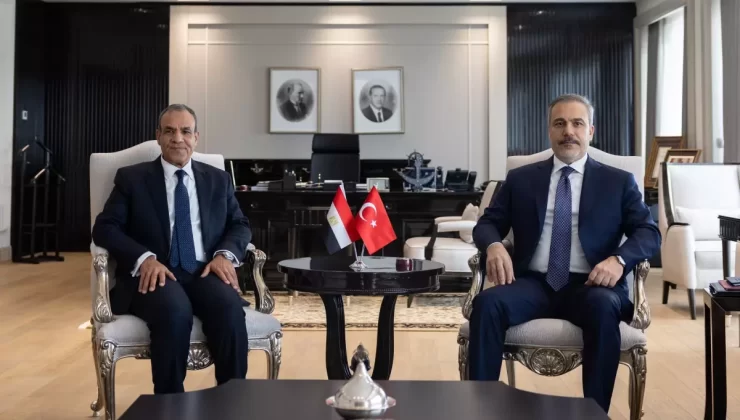 Dışişleri Bakanı Hakan Fidan, Mısır Dışişleri Bakanı ile Görüştü