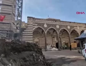 Diyarbakır’da Deprem Sonrası Restorasyon Çalışmaları Devam Ediyor