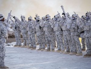 Dondurucu soğukta nefes kesen tatbikat: 11 ülke katıldı