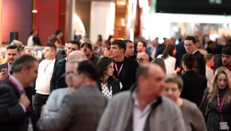 Dünyanın En Büyük Şekerleme Fuarı Köln’de Başladı