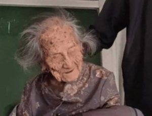 Dünyanın en yaşlı kadını 122 yaşında hayatını kaybetti