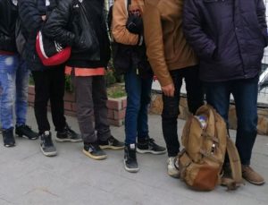 Edirne’de 15 düzensiz göçmen yakalandı
