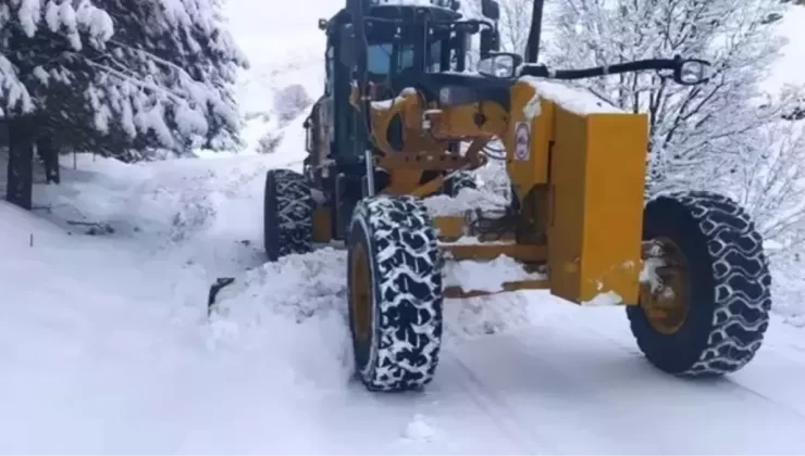 Elazığ’da 54 Köy Yolu Olumsuz Hava Koşullarının Ardından Yeniden Açıldı
