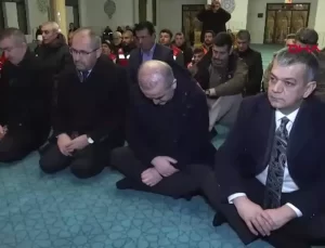 Elazığ’da Deprem Anma Programı Düzenlendi