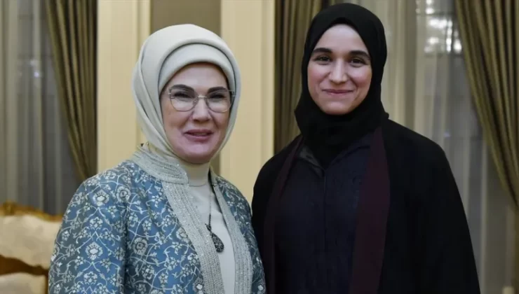 Emine Erdoğan, Suriye Cumhurbaşkanı Şara’nın eşiyle görüştü