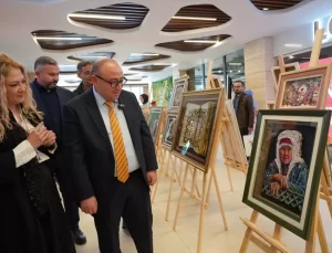Erdemli’de Yağlı Boya ve Rölyef Sergisi
