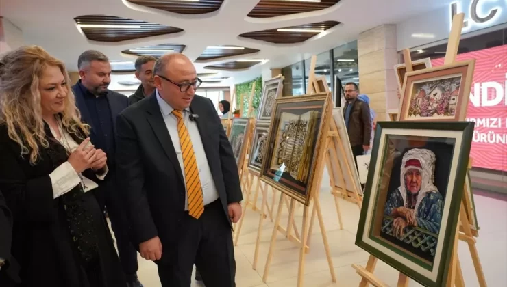 Erdemli’de Yağlı Boya ve Rölyef Sergisi
