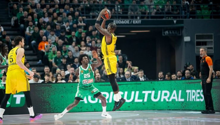 Ergin Ataman’ın Panathinaikos’u Fenerbahçe’yi mağlup etti