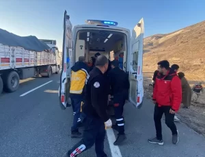 Erzincan’da Trafik Kazası: 4 Yaralı
